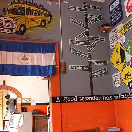 Bigfoot Hostel León Buitenkant foto